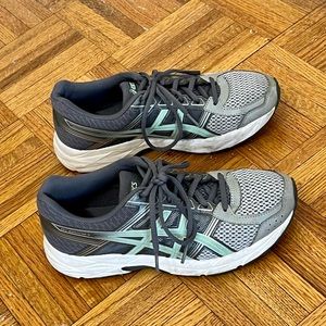 ASICS running sneaker SIZE 7
